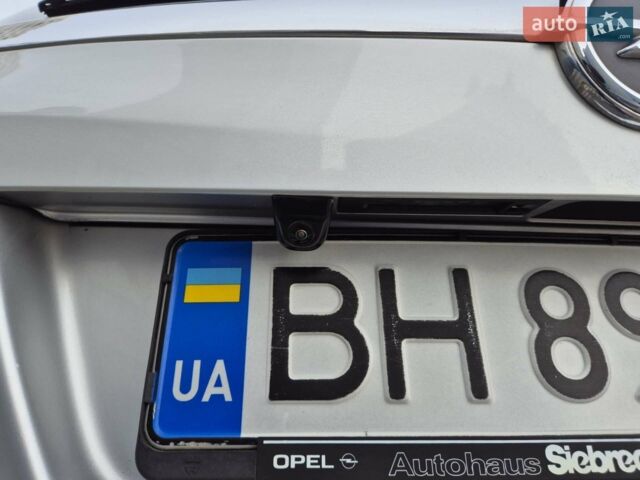 Сірий Опель Інсігнія, об'ємом двигуна 1.96 л та пробігом 238 тис. км за 8800 $, фото 12 на Automoto.ua