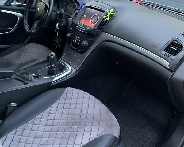 Серый Опель Инсигния, объемом двигателя 1.96 л и пробегом 305 тыс. км за 8200 $, фото 21 на Automoto.ua