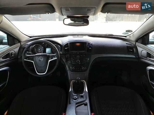 Сірий Опель Інсігнія, об'ємом двигуна 1.96 л та пробігом 322 тис. км за 8000 $, фото 39 на Automoto.ua