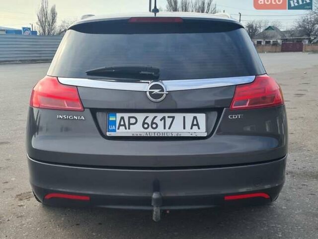 Сірий Опель Інсігнія, об'ємом двигуна 2 л та пробігом 225 тис. км за 8899 $, фото 4 на Automoto.ua