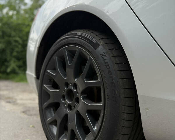 Серый Опель Инсигния, объемом двигателя 1.96 л и пробегом 233 тыс. км за 9500 $, фото 14 на Automoto.ua