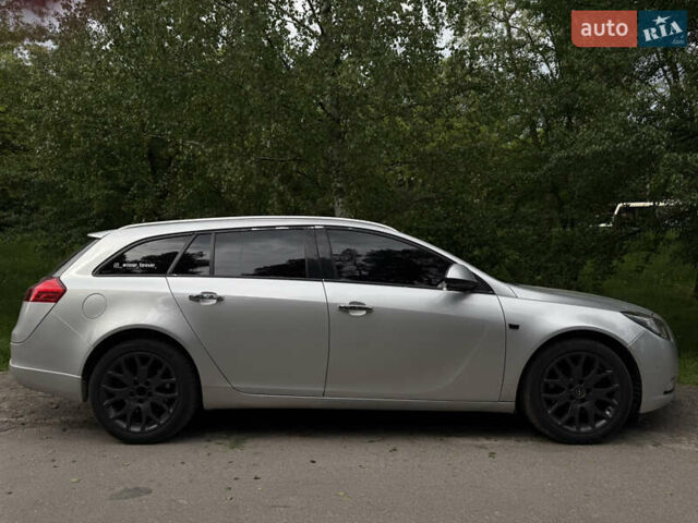 Серый Опель Инсигния, объемом двигателя 1.96 л и пробегом 233 тыс. км за 9500 $, фото 13 на Automoto.ua