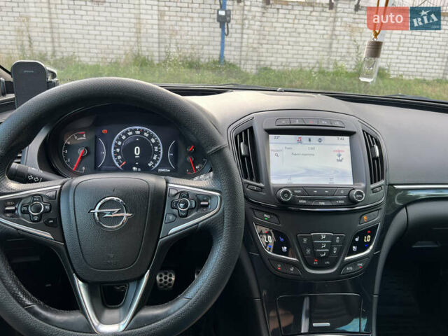 Серый Опель Инсигния, объемом двигателя 1.96 л и пробегом 227 тыс. км за 11500 $, фото 1 на Automoto.ua