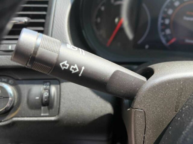 Сірий Опель Інсігнія, об'ємом двигуна 2 л та пробігом 277 тис. км за 9700 $, фото 23 на Automoto.ua