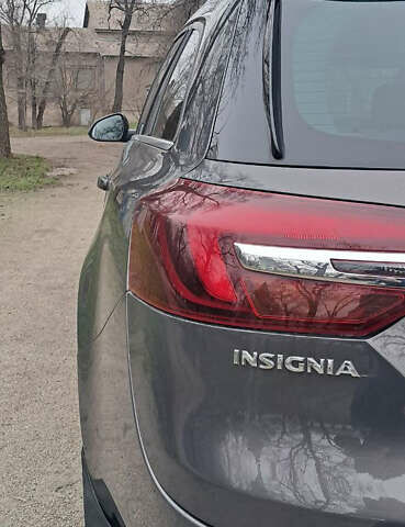 Серый Опель Инсигния, объемом двигателя 1.96 л и пробегом 292 тыс. км за 11000 $, фото 20 на Automoto.ua