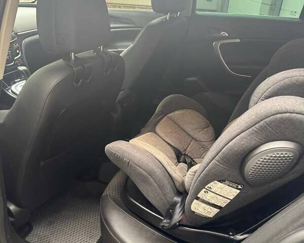 Серый Опель Инсигния, объемом двигателя 1.96 л и пробегом 205 тыс. км за 10700 $, фото 13 на Automoto.ua