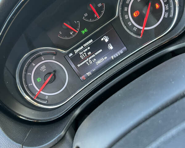 Серый Опель Инсигния, объемом двигателя 2 л и пробегом 248 тыс. км за 9750 $, фото 9 на Automoto.ua