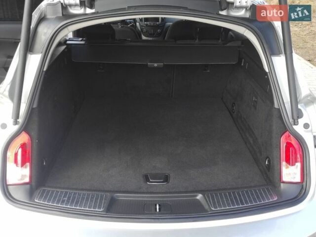 Серый Опель Инсигния, объемом двигателя 2 л и пробегом 224 тыс. км за 9400 $, фото 29 на Automoto.ua