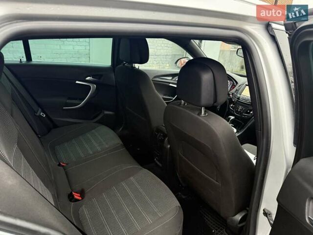 Сірий Опель Інсігнія, об'ємом двигуна 0 л та пробігом 190 тис. км за 11900 $, фото 14 на Automoto.ua