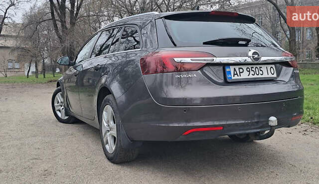 Серый Опель Инсигния, объемом двигателя 1.96 л и пробегом 292 тыс. км за 11000 $, фото 11 на Automoto.ua