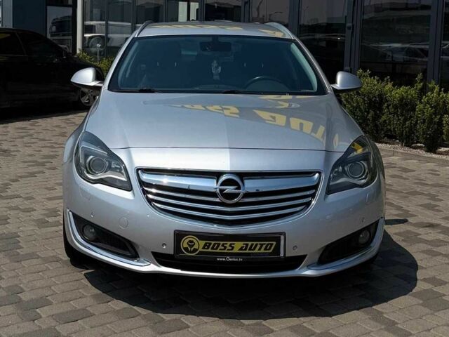 Сірий Опель Інсігнія, об'ємом двигуна 2 л та пробігом 277 тис. км за 9700 $, фото 1 на Automoto.ua