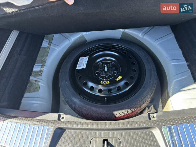 Серый Опель Инсигния, объемом двигателя 1.96 л и пробегом 253 тыс. км за 11199 $, фото 45 на Automoto.ua