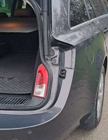 Серый Опель Инсигния, объемом двигателя 1.96 л и пробегом 292 тыс. км за 11000 $, фото 21 на Automoto.ua