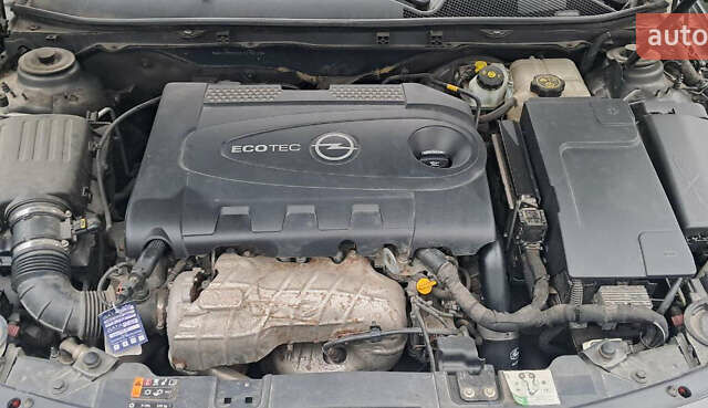 Серый Опель Инсигния, объемом двигателя 1.96 л и пробегом 292 тыс. км за 11000 $, фото 49 на Automoto.ua