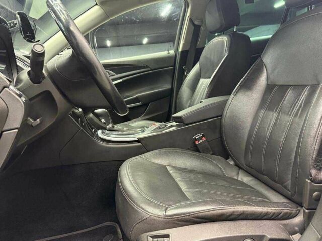 Серый Опель Инсигния, объемом двигателя 2 л и пробегом 253 тыс. км за 11600 $, фото 8 на Automoto.ua