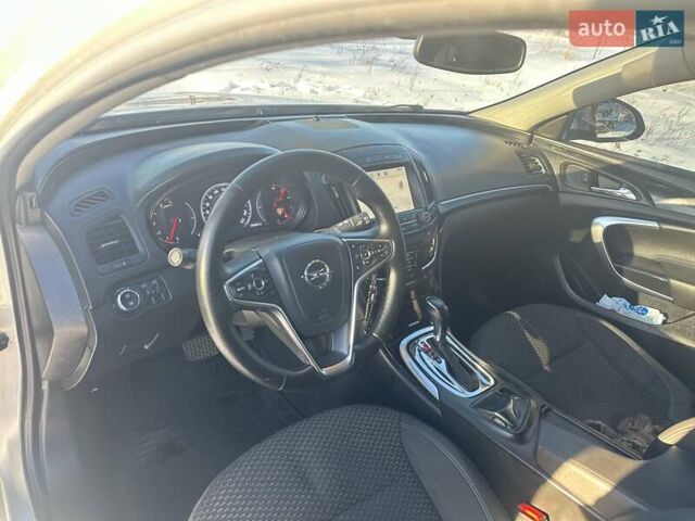 Сірий Опель Інсігнія, об'ємом двигуна 2 л та пробігом 296 тис. км за 9700 $, фото 10 на Automoto.ua