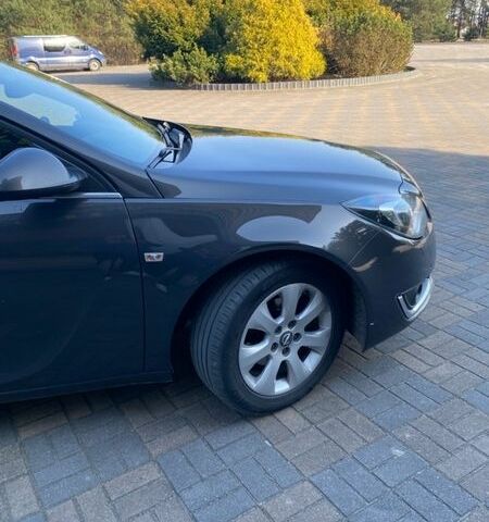 Сірий Опель Інсігнія, об'ємом двигуна 1.96 л та пробігом 241 тис. км за 8200 $, фото 4 на Automoto.ua