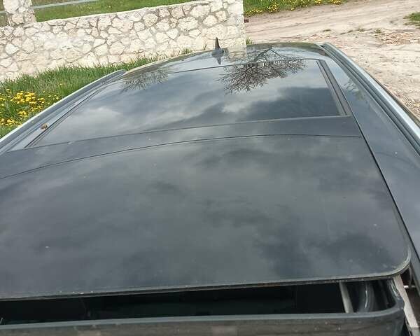 Серый Опель Инсигния, объемом двигателя 2 л и пробегом 240 тыс. км за 9500 $, фото 15 на Automoto.ua