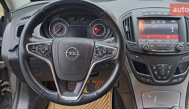 Серый Опель Инсигния, объемом двигателя 1.96 л и пробегом 292 тыс. км за 11000 $, фото 56 на Automoto.ua