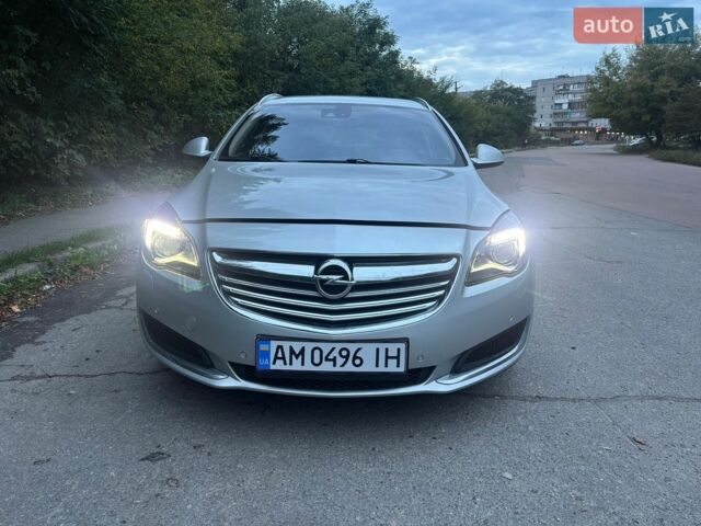 Сірий Опель Інсігнія, об'ємом двигуна 1.96 л та пробігом 246 тис. км за 11000 $, фото 10 на Automoto.ua