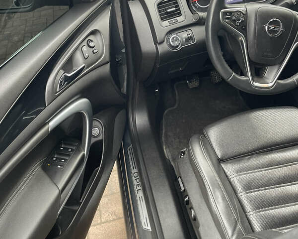Сірий Опель Інсігнія, об'ємом двигуна 2 л та пробігом 207 тис. км за 9700 $, фото 9 на Automoto.ua