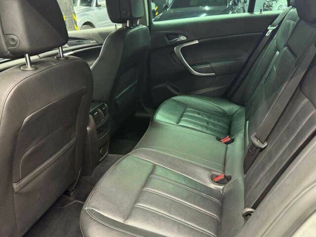 Серый Опель Инсигния, объемом двигателя 2 л и пробегом 253 тыс. км за 11600 $, фото 15 на Automoto.ua