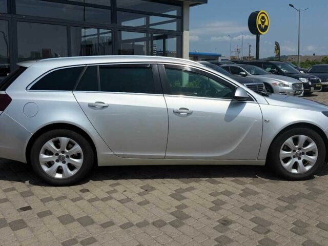 Сірий Опель Інсігнія, об'ємом двигуна 2 л та пробігом 277 тис. км за 9700 $, фото 7 на Automoto.ua