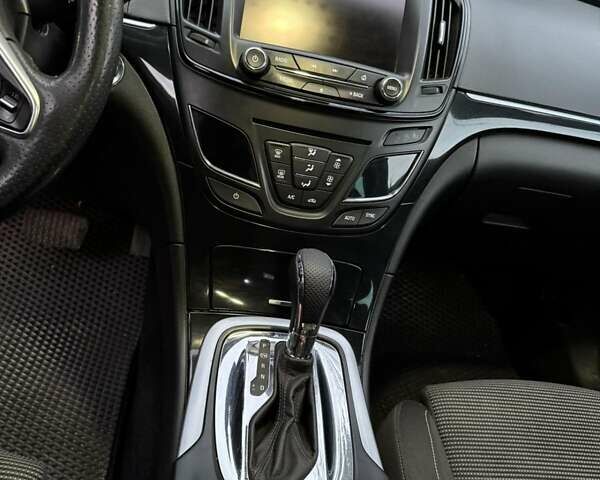 Сірий Опель Інсігнія, об'ємом двигуна 2 л та пробігом 213 тис. км за 9550 $, фото 32 на Automoto.ua