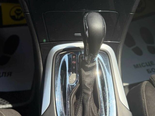 Сірий Опель Інсігнія, об'ємом двигуна 2 л та пробігом 277 тис. км за 9700 $, фото 21 на Automoto.ua