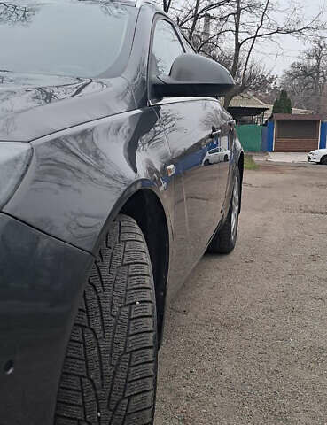 Серый Опель Инсигния, объемом двигателя 1.96 л и пробегом 292 тыс. км за 11000 $, фото 15 на Automoto.ua