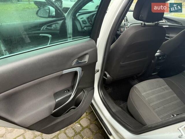 Сірий Опель Інсігнія, об'ємом двигуна 0 л та пробігом 190 тис. км за 11900 $, фото 20 на Automoto.ua