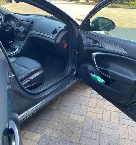 Сірий Опель Інсігнія, об'ємом двигуна 1.96 л та пробігом 241 тис. км за 8200 $, фото 12 на Automoto.ua