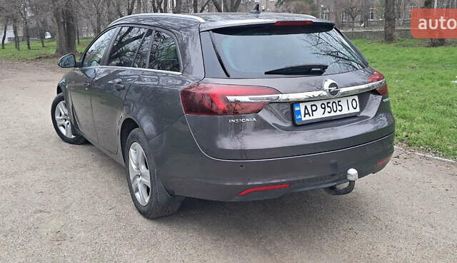 Серый Опель Инсигния, объемом двигателя 1.96 л и пробегом 292 тыс. км за 11000 $, фото 10 на Automoto.ua