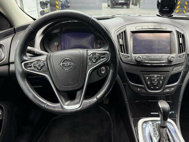 Серый Опель Инсигния, объемом двигателя 2 л и пробегом 253 тыс. км за 11600 $, фото 10 на Automoto.ua