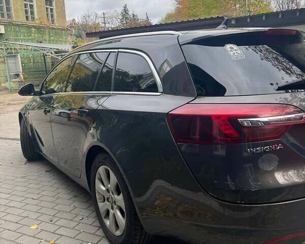 Серый Опель Инсигния, объемом двигателя 1.96 л и пробегом 205 тыс. км за 10700 $, фото 1 на Automoto.ua