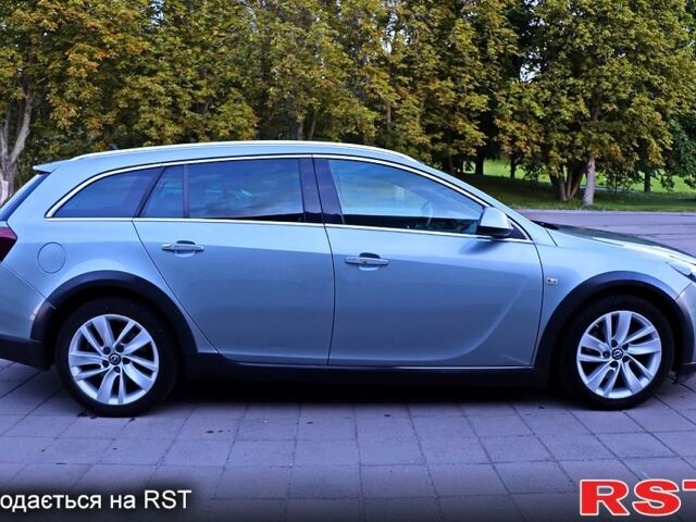 Серый Опель Инсигния, объемом двигателя 2 л и пробегом 245 тыс. км за 10555 $, фото 3 на Automoto.ua
