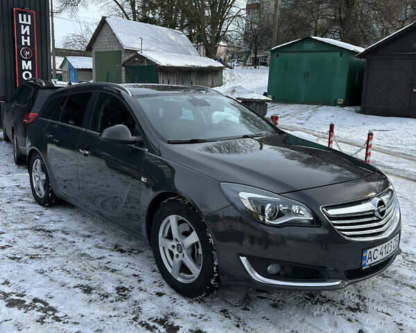 Серый Опель Инсигния, объемом двигателя 1.96 л и пробегом 374 тыс. км за 9400 $, фото 5 на Automoto.ua