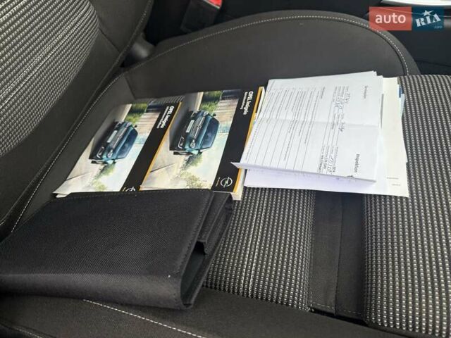 Сірий Опель Інсігнія, об'ємом двигуна 0 л та пробігом 190 тис. км за 11900 $, фото 11 на Automoto.ua