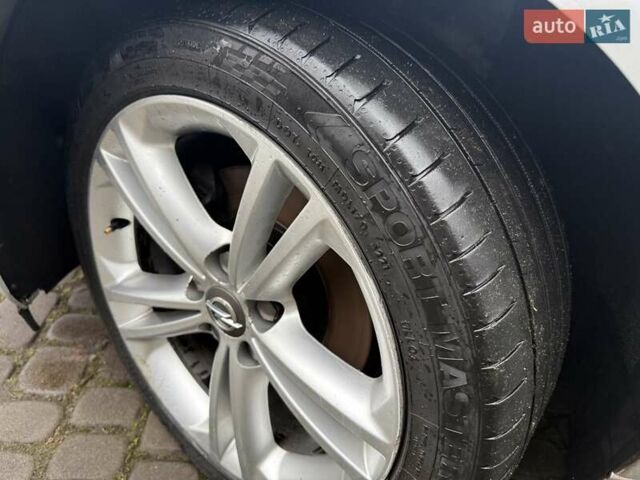 Сірий Опель Інсігнія, об'ємом двигуна 0 л та пробігом 190 тис. км за 11900 $, фото 7 на Automoto.ua