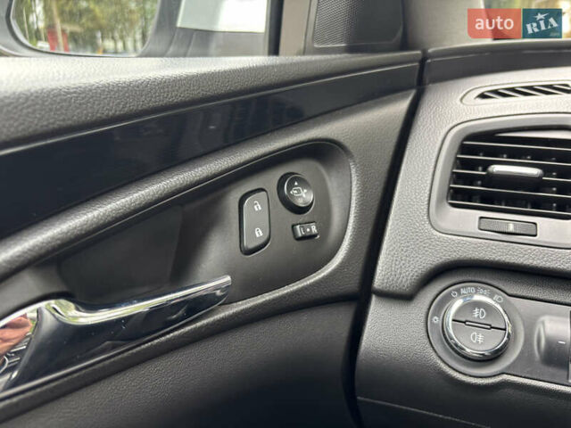 Серый Опель Инсигния, объемом двигателя 1.96 л и пробегом 253 тыс. км за 11199 $, фото 35 на Automoto.ua