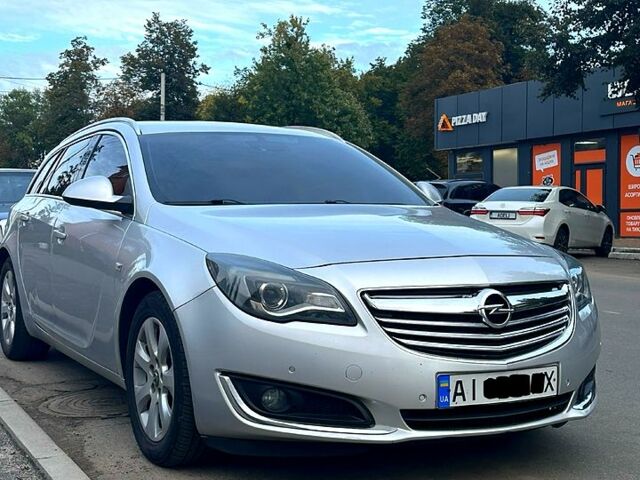 Опель Інсігнія 2014 у Бородянке на Automoto.ua Сірий Опель Інсігнія, об'ємом двигуна 2 л та пробігом 290 тис. км за 10500 $, фото 1 на Automoto.ua