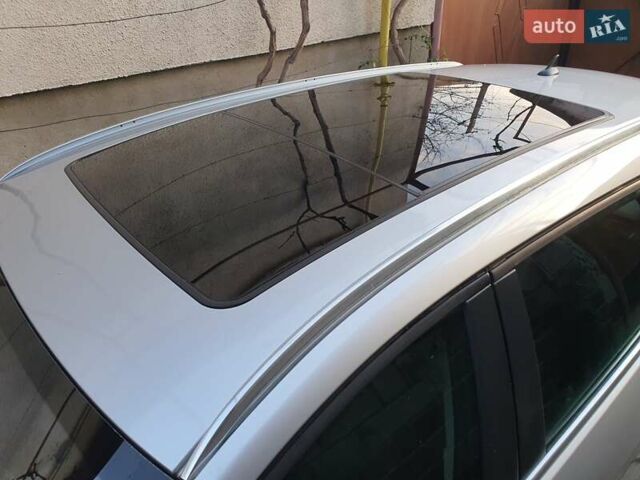 Сірий Опель Інсігнія, об'ємом двигуна 1.96 л та пробігом 300 тис. км за 9000 $, фото 8 на Automoto.ua