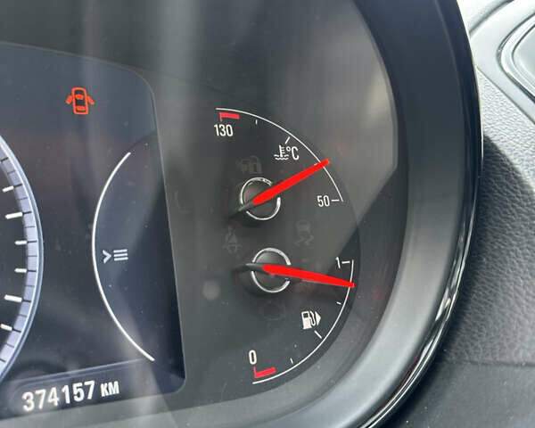 Серый Опель Инсигния, объемом двигателя 1.96 л и пробегом 374 тыс. км за 9400 $, фото 43 на Automoto.ua