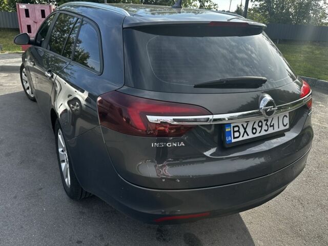 Сірий Опель Інсігнія, об'ємом двигуна 2 л та пробігом 255 тис. км за 11300 $, фото 3 на Automoto.ua