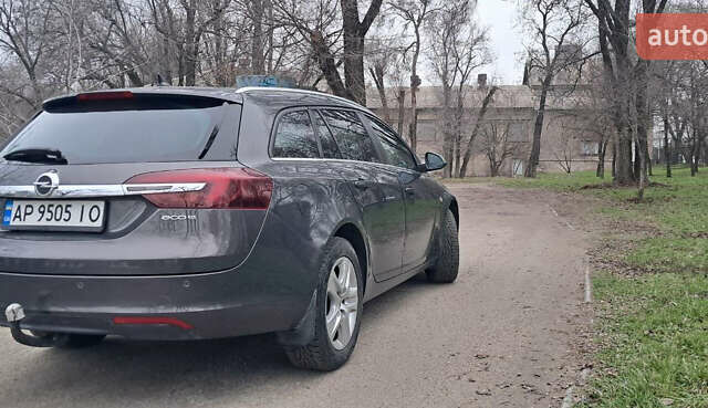 Серый Опель Инсигния, объемом двигателя 1.96 л и пробегом 292 тыс. км за 11000 $, фото 7 на Automoto.ua