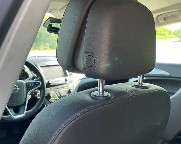 Сірий Опель Інсігнія, об'ємом двигуна 1.96 л та пробігом 297 тис. км за 11000 $, фото 140 на Automoto.ua