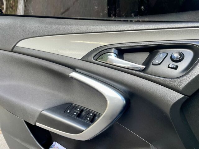 Серый Опель Инсигния, объемом двигателя 1.6 л и пробегом 238 тыс. км за 9700 $, фото 17 на Automoto.ua