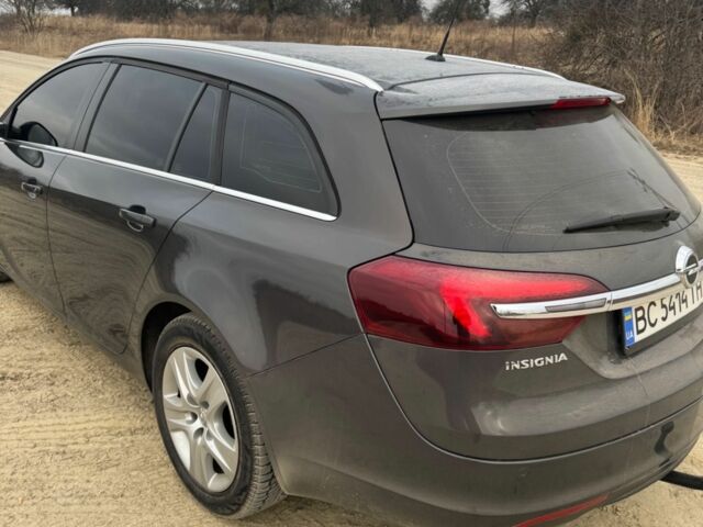 Сірий Опель Інсігнія, об'ємом двигуна 2 л та пробігом 240 тис. км за 9000 $, фото 16 на Automoto.ua