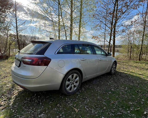 Серый Опель Инсигния, объемом двигателя 1.6 л и пробегом 233 тыс. км за 10500 $, фото 4 на Automoto.ua