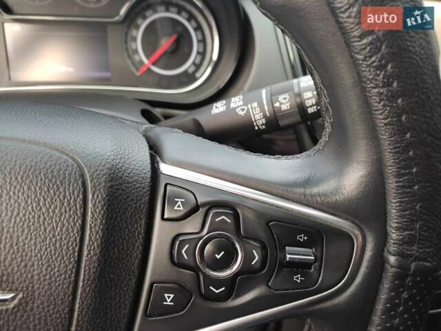 Серый Опель Инсигния, объемом двигателя 1.6 л и пробегом 266 тыс. км за 10000 $, фото 15 на Automoto.ua